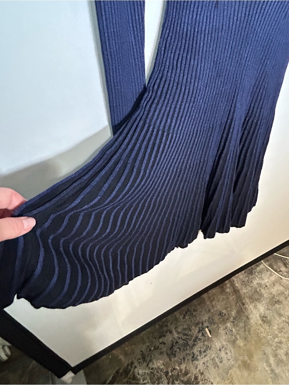Express Navy Ribbed Pleated Fit & Flare Sweater Dress M - Picture 5 of 11